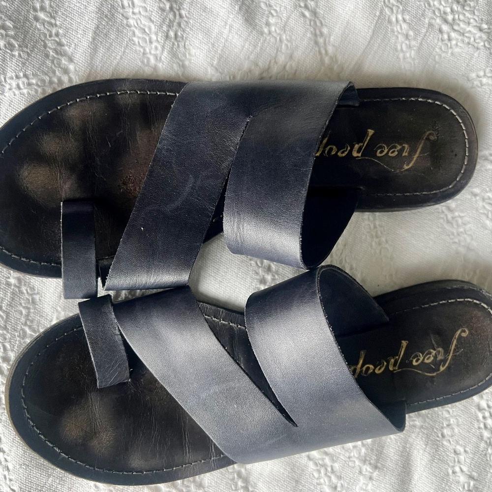 Free people black leather sandal